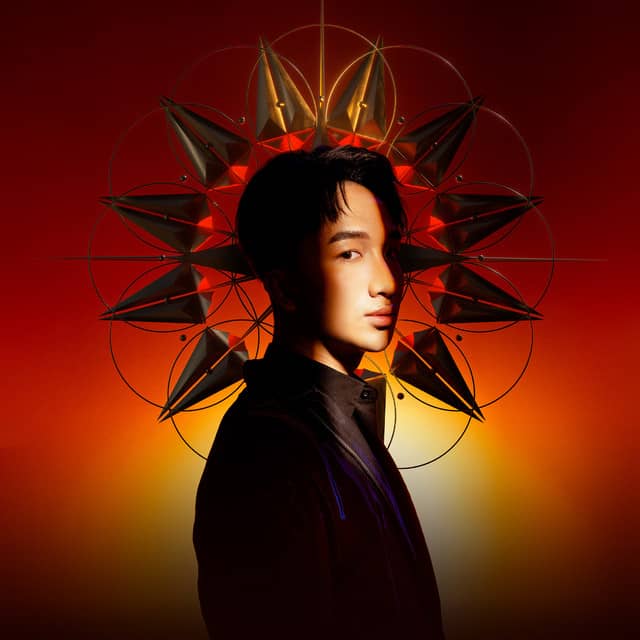 Mùa Hè Vĩnh Cửu album cover by Hoàng Rob